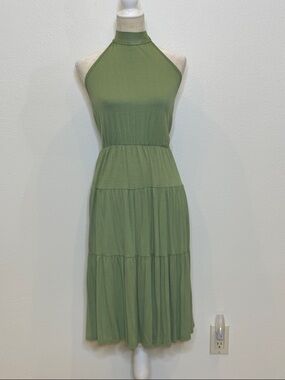 Halter Neck Tiered Midi Dress in Olive Green